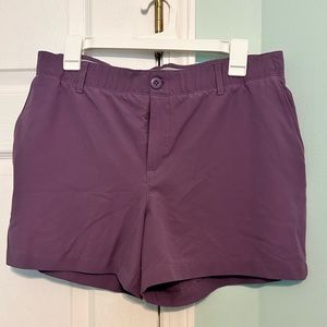 EUC Women’s Under Armor Golf Shorts, size 12